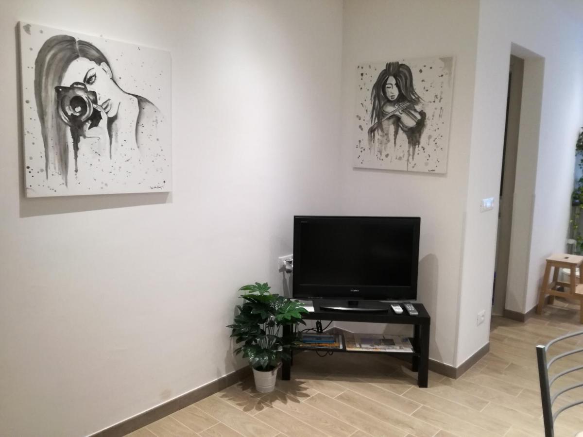 Casa Giuliana Apartment ตรีเอสเต ภายนอก รูปภาพ